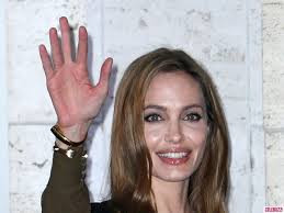 Разкритие! Лъсна шокираща истина за Анджелина Джоли!