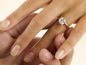 Джена получи годежен пръстен
