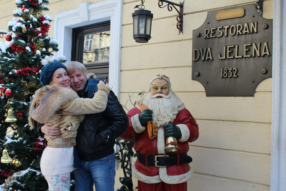 Антония Петрова празнува втора Коледа в странство (СНИМКИ)