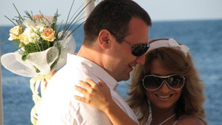 Нели Хаджийска си подари щура сватба на плажа! (СНИМКИ и на други нетипични булки)
