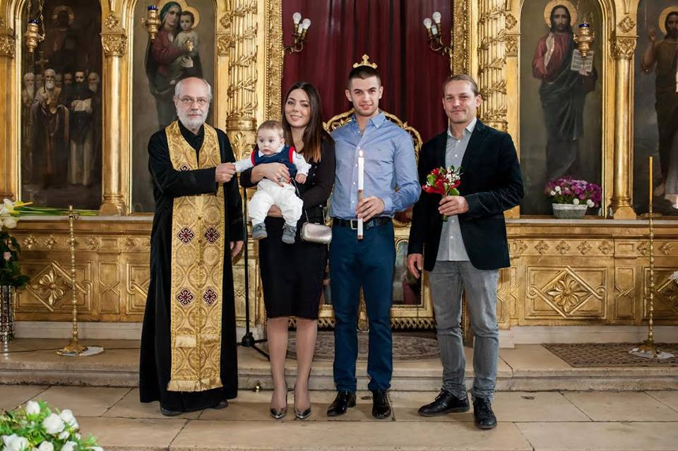 Карина Караньотова кръсти синчето си като принц! (СНИМКИ и подаръците на Аня Пенчева и рода)