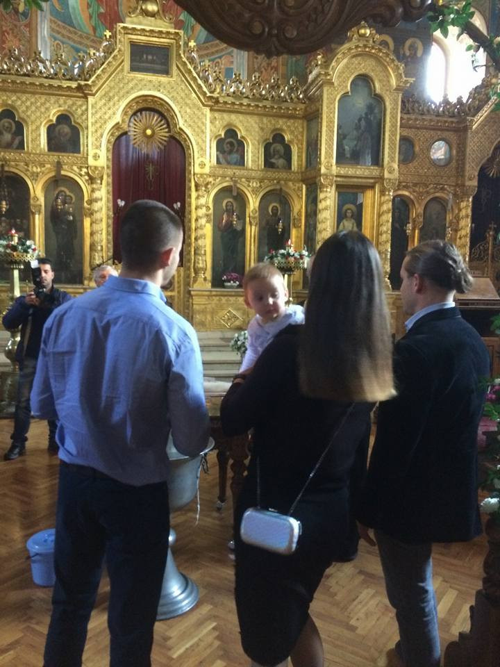 Карина Караньотова кръсти синчето си като принц! (СНИМКИ и подаръците на Аня Пенчева и рода)