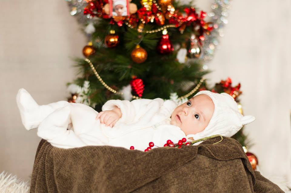 Меги Димчева от „Търси се” изживява най-вълнуващите си празници! (Първите снимки с бебето й)
