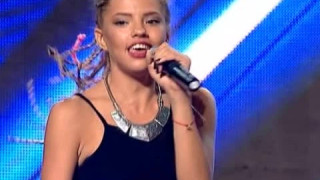 Шок: Дарина Йотова бяга от България не заради пеенето! (Причината ще ви изненада)