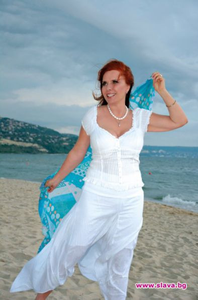Разкош: Виж с какъв луксозен имот край морето се сдоби Кичка Бодурова! (разказа играта на Ритон)