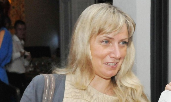 Елена Йончева в ступор: Виж какво й причиниха в центъра на София! (депутатката още не може да се опомни)