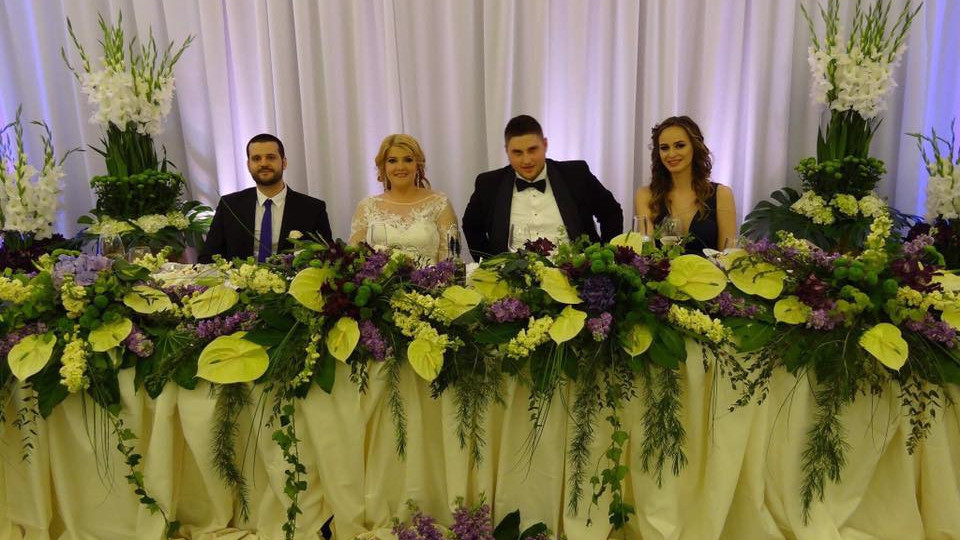 Лукс и красота: Стефан Шарлопов омъжи дъщеря си като принцеса! (много нови снимки от сватбата на годината)