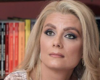 Обявиха Венета Райкова за вещица! Използвала тайни магически ритуали