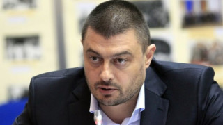 Николай Бареков изригна: ВМРО са истински храненици на задкулисието! (Още за скандала)
