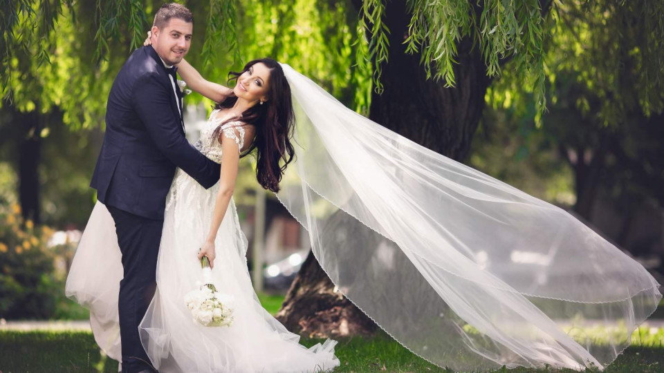 Приказна сватба: Една от пайнерките се омъжи!
