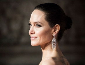 Анджелина Джоли ще бъде част от прочут кино фестивал идния месец