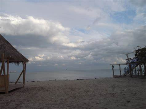 Къде да потърсим най-красивите плажове около Варна