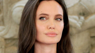 Анджелина Джоли за развода: Почувствах се малка и незначителна!(Още разкрития)