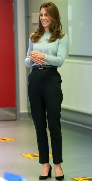 И тя е човек: Кейт Мидълтън с първа модна издънка!(Виж още) - Снимка 2