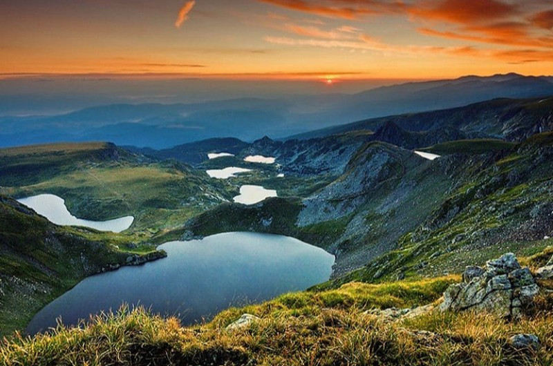Bozhkov TV and the Green Octopus with another suggestion – the ecological racketeer Toma Belev wants to ban the access to the Seven Rila Lakes