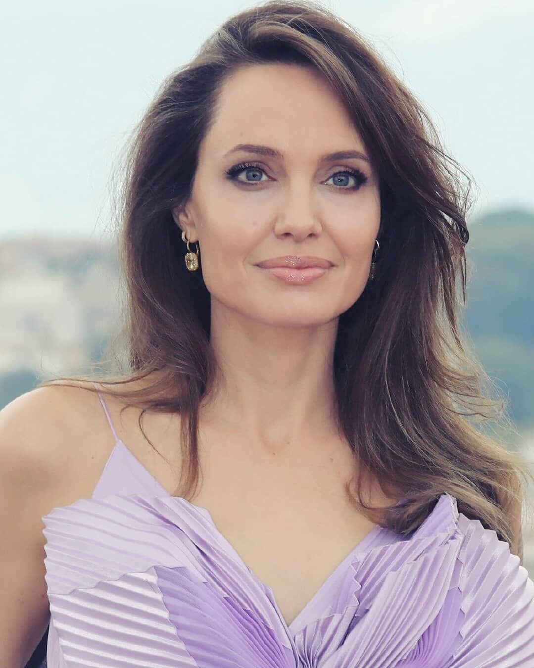 Анджелина Джоли откровена за изчезването й от киното - Снимка 3