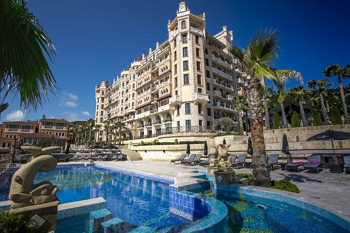 Гергьовден в хотел Royal Castle Design & SPA - неустоимо премиум предложение Ultra All – Inclusive за цялото семейство