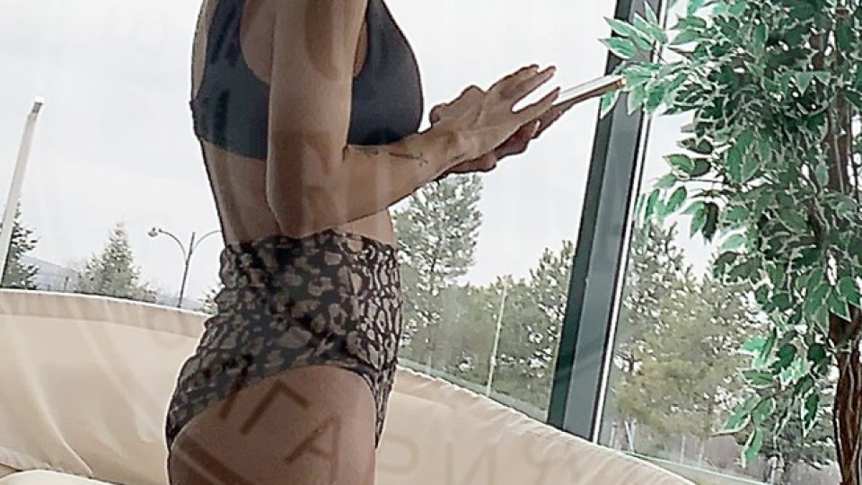 Дизайнерката Весела Топузакова показа перфектно тяло! (виж тук)