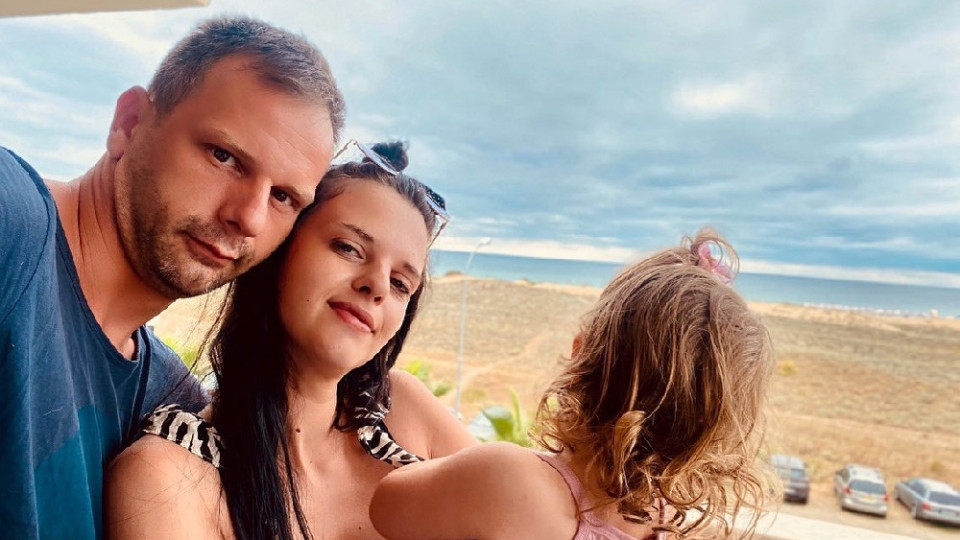 Най-после: Стефан Янев омъжва дъщеря си след 6-годишен годеж! (виж още)