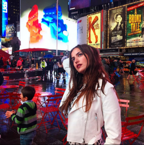 Как се промени животът за една от най-красивите турски актриси - Снимка 4