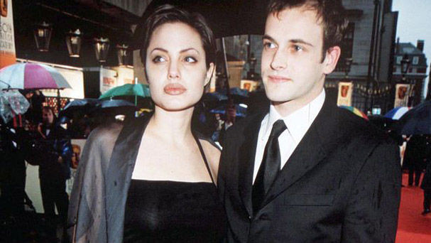 Анджелина Джоли с Джони Лий Милър преди 20 години