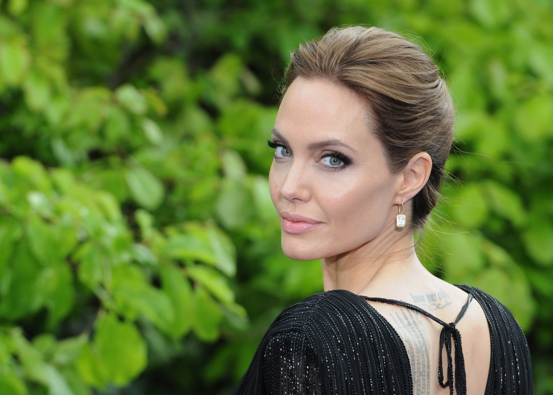 Анджелина Джоли напуска големия екран, а сега и хуманитарните мисии