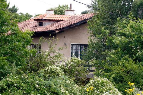 Къщата на Ани Цолова преди ремонта напролет