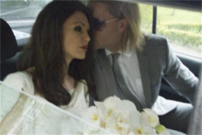 Анджелина Джоли и Брад пит се оженили със строг предбрачен договор