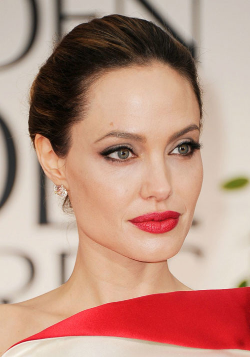 Анджелина Джоли шокира феновете си 