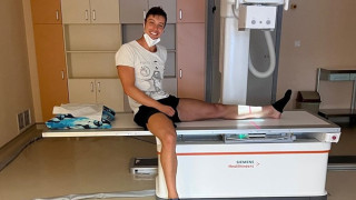 Феновете ужасени: Филип Буков отново в болница!