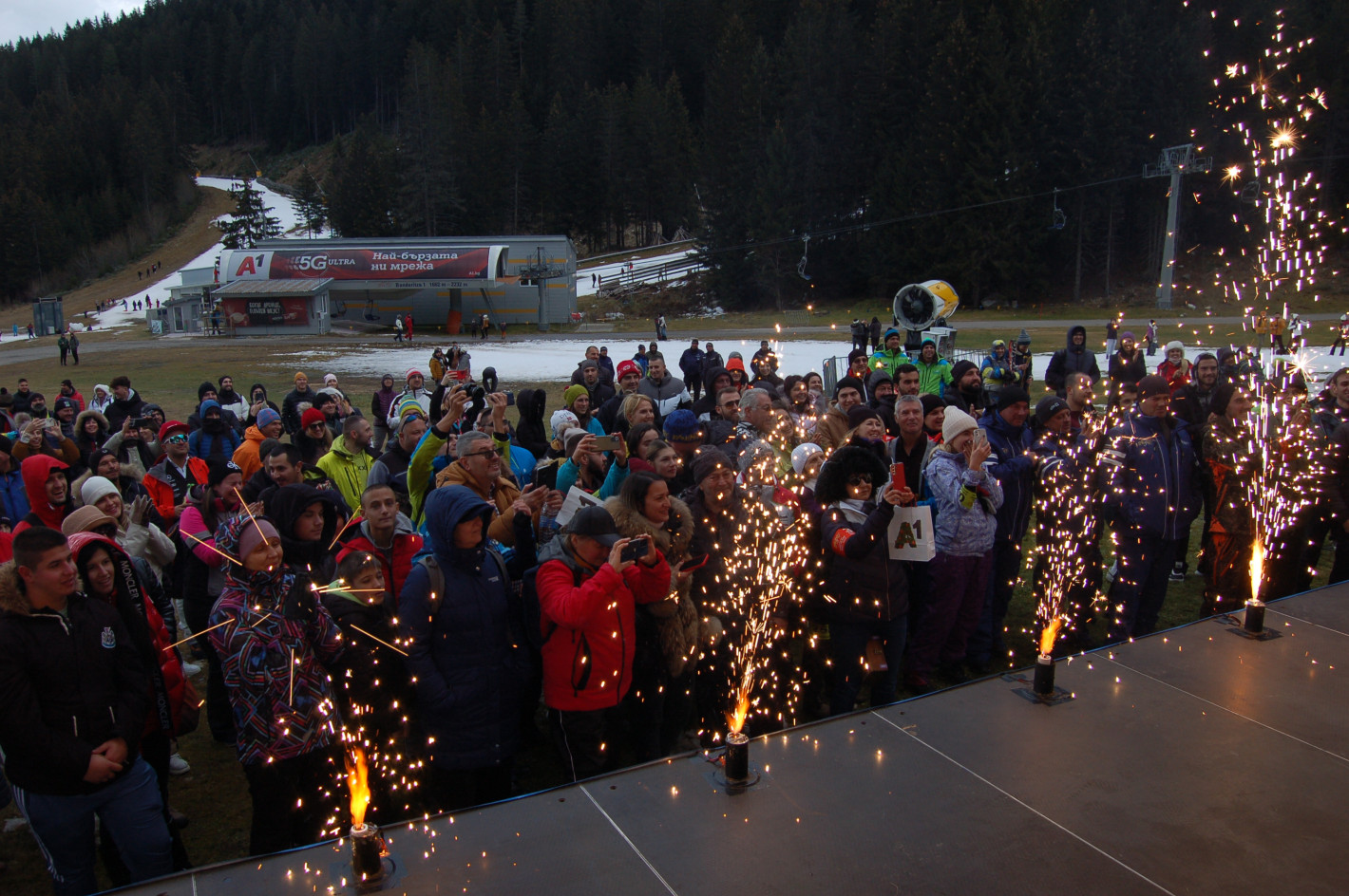 Коледното чудо на Любен, спечелилият Audi A3 на откриването на Ски сезон 2022/23 в Банско - Снимка 3
