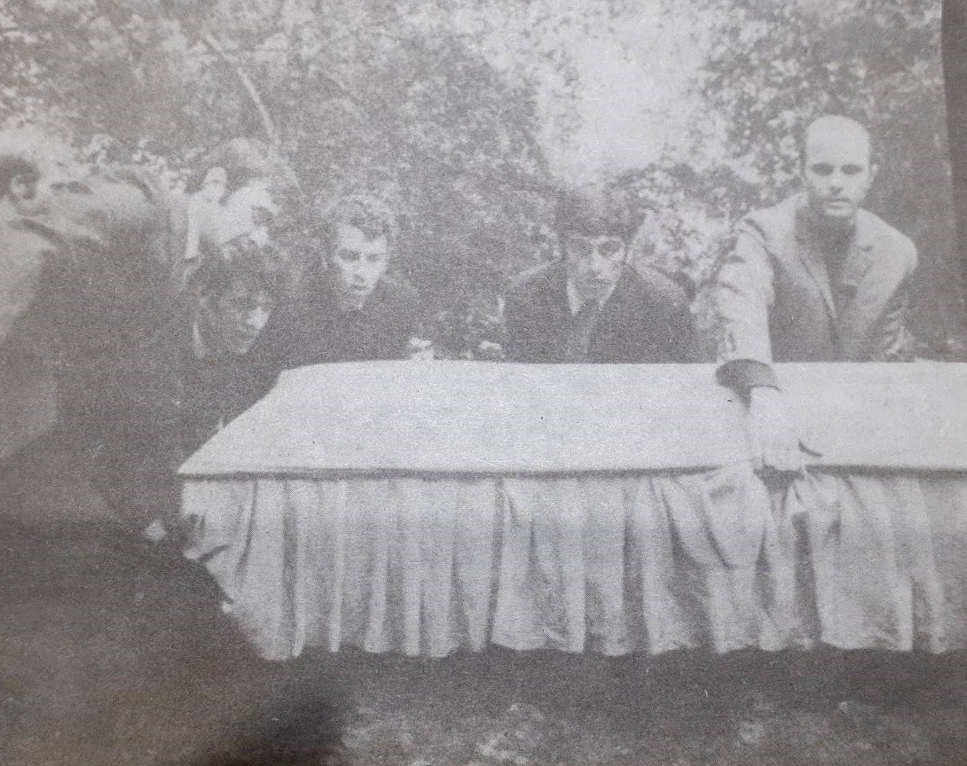 Невиждани снимки от погребението на Гунди и Котков (ГАЛЕРИЯ) - Снимка 8