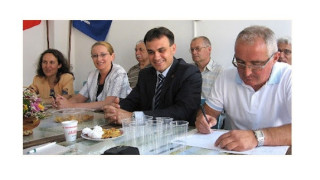 Агенцията за българите в чужбина е под ръководството на калинка на ВМРО
