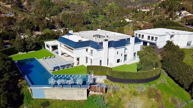 Джей Ло и Бен Афлек се местят в имение за 60 млн. долара, спиращи дъха снимки - Снимка 12
