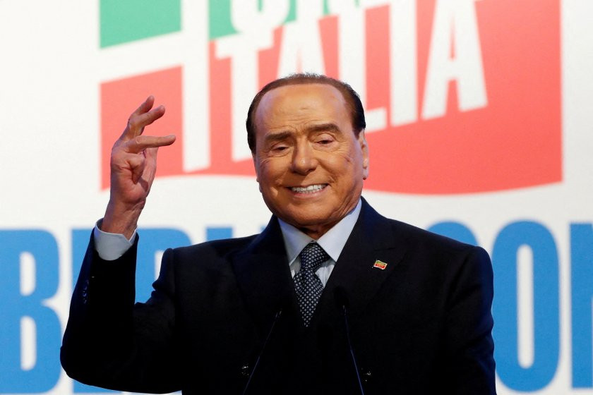 Спомина се Силвио Берлускони - Снимка 2