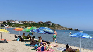 На море в България: Ето какви са цените за сянка и храна