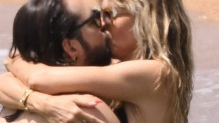 Перфектна, ама друг път: Хайди Клум показа целулит на плажа (50-годишната моделка и мъжа й си раздават ласки – Снимки)