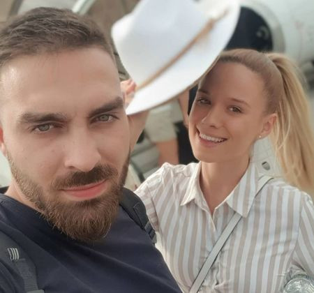 Сринатият Тото издържан от жена си! Младото семейство преживява с посредствената  заплатата на танцьорка
