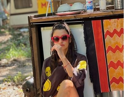 Диляна Попова прокара нова модна тенденция