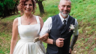 Дойде му акълът: 50-годишният Калин Вельов заряза моделките и се венча за сериозна жена! (МНОГО СНИМКИ от сватбата)