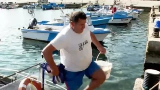 Разочаровани рибари обясниха какво изгони рибата от Черно море