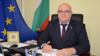 Ще вземе ли недовършеният ремонт на бул. „Панония“ главата на Цветан Ценков в новия му опит за кметския стол?