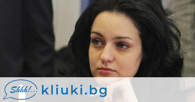 Екс депутатката Калина Крумова най сетне се осмели да покаже близнаците