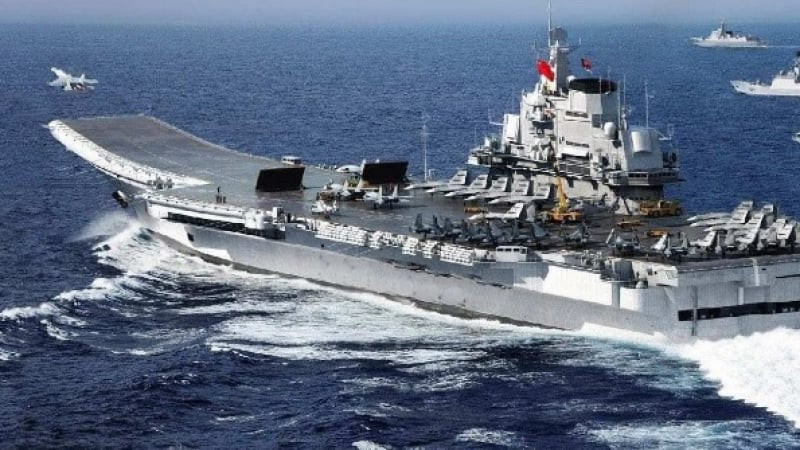 Китайският флот прогони американския есминец USS Hopper