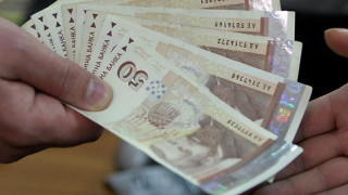 Средната заплата в България става 5 000 лв.