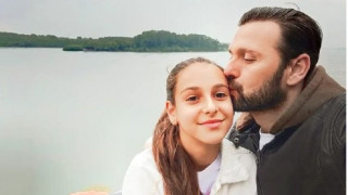 14-годишната щерка на Александър Сано изду устни