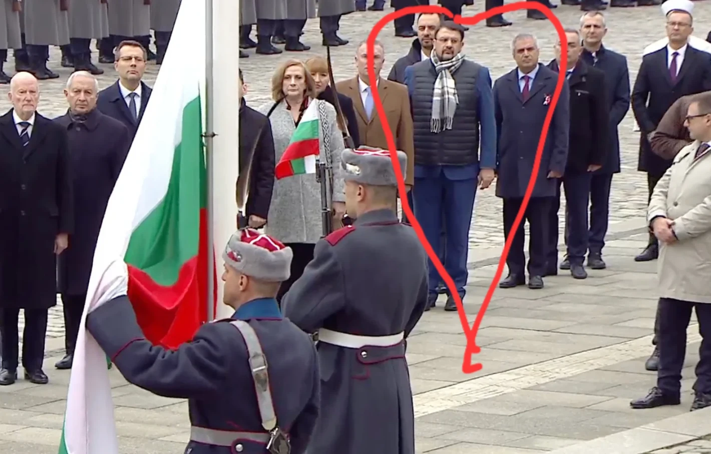 Ананиев направи нечуван гаф навръх 3-ти март, цялата мрежа го взе на подбив СНИМКИ