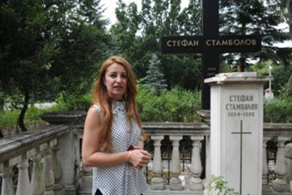 Гробищната мафия в София вадела златните зъби на покойниците