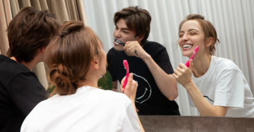 70% от българите НЕ си мият зъбите