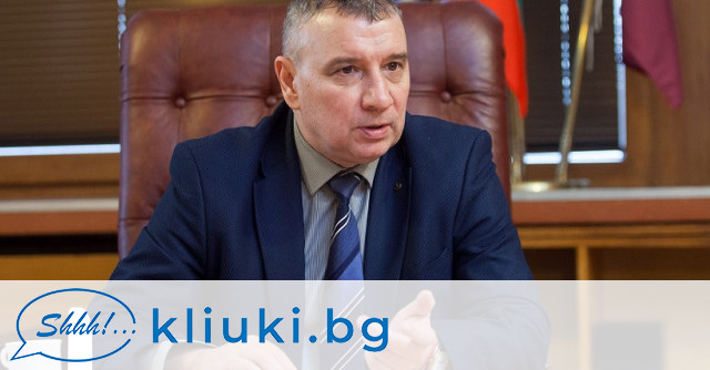 Ректорът на УНСС Димитър Димитров срещу когото има данни за